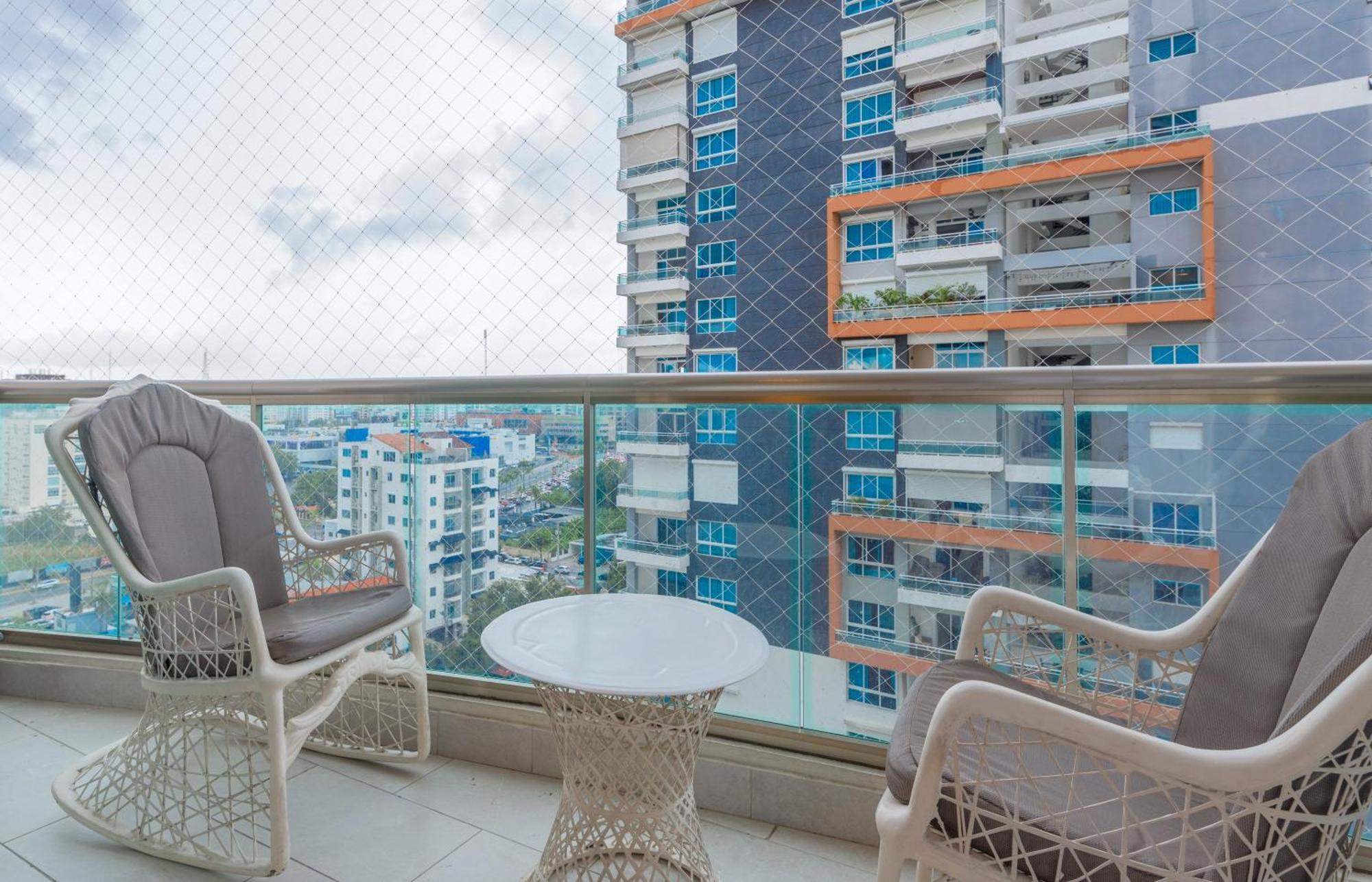 Escape Apartments, Balcony, Pool, Gym & Spa In La Julia Santo Domingo Exteriér fotografie